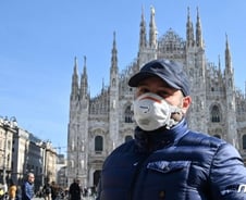 이탈리아 코로나 확진자 2천명 폭증…사망자 800명 넘어