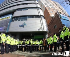 대구 신천지 검사 다하니 4200여명 확진…비신도 확진 1600여명