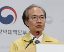 WHO 팬데믹 선언에…당국 "대응기조 유지, 철저한 대책 필요"