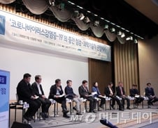 “코로나19, 감기처럼 매년 수시로 발생할수도”(종합)