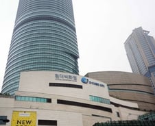 [단독]신도림 디큐브시티 백화점, 신한금융투자 품으로