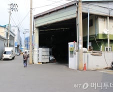 [르포]"일자리 줄어 주4일제, 이대로 가다간 공장 세울 수밖에…"