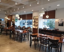 "손님 끊겨도 임대료는 따박따박…" 돈이 간절한 자영업자들