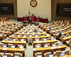 의원님들이 '당헌·당규'만 지켜도 '타락한 진영의식' 사라진다