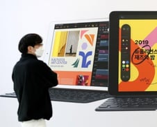 [단독]"540만명 온라인 개학"…삼성·LG 태블릿PC 3만6000대 긴급 지원