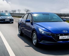 [깨알시승기]'풀옵션 2464만원'에 성능 꾹꾹 눌러담은 新아반떼