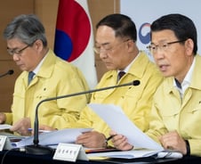 "대기업 자금, 시장조달 가능한데..." 당국 골머리