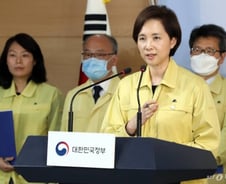 '이태원 집단감염' 등교·개학 연기 가능성 ↑…온라인 교육주 '들썩'