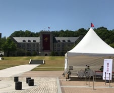 이태원 간 친구 있을 텐데…'대면수업' 20대들 함께 식사·농구