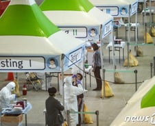 [단독] 법무부, 외국인 단골 유흥업소 돌며 '코로나 점검'