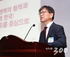 박명림 연세대 교수, "국회 힘 작을수록 사회갈등 커져…'제왕적 대통령제' 벗어나자"