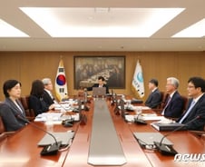 금리 인하에 유동성 장세 'UP' 금융주도 '방긋'