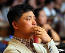 20억 주고 2조원 번 김범수…기부하는 단 한 가지 이유