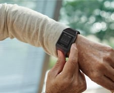 [팩트체크]메모워치 건강보험 적용…원격의료 시작?