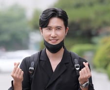 [단독] 신성, '비디오스타' 출연…송대관→진성과 트로트 특집