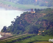 "대북전단 살포 막아라" 비상 걸린 경찰…증원·24시간 감시