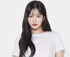 [단독] "선처 없어" 이유비, '김우성과 허위 열애설'로 고통 준 악플러 고소(종합)