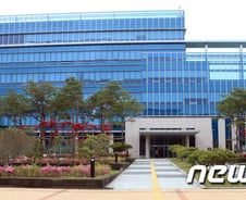 [단독] 法, '황제접종' 의혹 목포시의원 4명에 과태료 부과 