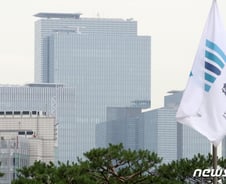 [오동희의 思見]'회장님'과 '아버지'의 차이