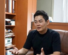 "진미채로 하루 1000만원 매출"…온라인서 물만난 어부의 아들