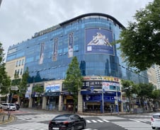 [단독]옵티머스, 조폭 출신 2대주주 건물 70억 웃돈 주고 사줬다