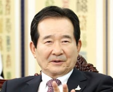 [단독]정세균 "수소경제가 포스트코로나 열쇠"