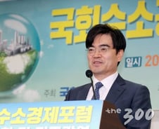 공영운 현대차 사장 "수소연료전지 수명 2배 늘리고, 가격은 반으로 줄인다"