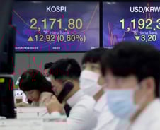 외인이 팔아도 다 받아내는 개미 "아직 45조원 더있다" 