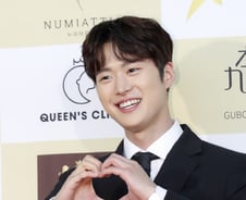 [단독] 공명, 라미란 주연 '시민덕희' 합류…스크린 대세 행보ing