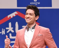 [단독] 다니엘 린데만 "인종차별 논란 터진 것 진짜 몰랐다…사진은 셀프디스"