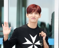 [단독] 동방신기 최강창민, 한 차례 연기 끝 10월25일 결혼식