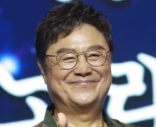 [단독] 설운도·홍진영·김수찬, 남진 신곡 MV 출연…볼거리 ↑