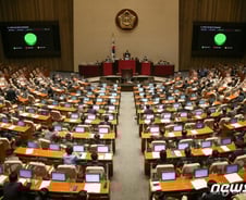 진보·보수 모두 숟가락 얹을 궁리만…미래가 안보인다