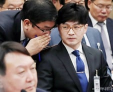 [단독]공모입증 안됐는데…법무부, 한동훈 또다시 연구위원으로 발령