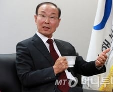 [단독]김용덕 손보협회장, 연임 포기…차기 구도 '안갯속'
