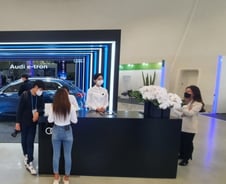 아우디·벤츠·BMW…매장서도 못보는 전기차들이 '한 자리' 에