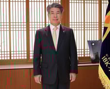 이론·실무 겸비한 '중소기업편' 행장