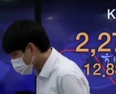 코스피 2300·코스닥 800 동반 회복…시선은 美 대선으로