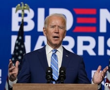 파리협약 복귀 선언한 바이든…'신의 한 수' 그린뉴딜