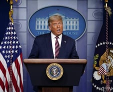 트럼프 "부패 선거·사기"…16분간 '불복선언' 외쳐(종합)