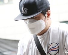 [단독] 정형돈 활동중단에 '절친' 데프콘 투입 등 대책 마련…방송가 비상(종합)