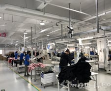 주문 4시간 반 만에 맞춤 후드티 받았다…마윈의 걸작 '꿈의 공장'