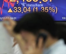 민감주 '폭풍쇼핑' 나선 외국인…韓시총 최고치 갈아치웠다 