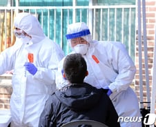 [르포]인적 끊긴 거리…인제군 "최대 위기, 거리두기 1.5단계 검토중"