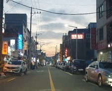 [르포] '제주연수 이통장 집단감염' 진주시  인적이 끊겼다