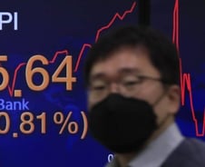 외국인이 이끄는 코스피, 2670 돌파…연일 신기록