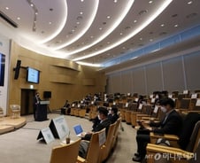 "ESG 최대 화두는 기후변화"…탄소배출 감축에 생사 갈린다