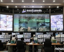 [현장]‘조두순 출소’ 거주지 도착 1시간전 주변 한산...경찰 순찰·방범 강화 