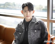 [단독] 최환희, 라비 만난다…16일 '퀘스천 마크' 출연