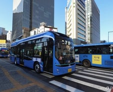'수소버스' 타본 서울 시민들 "친환경차 뿌듯"…사대문안 충전소도 추진